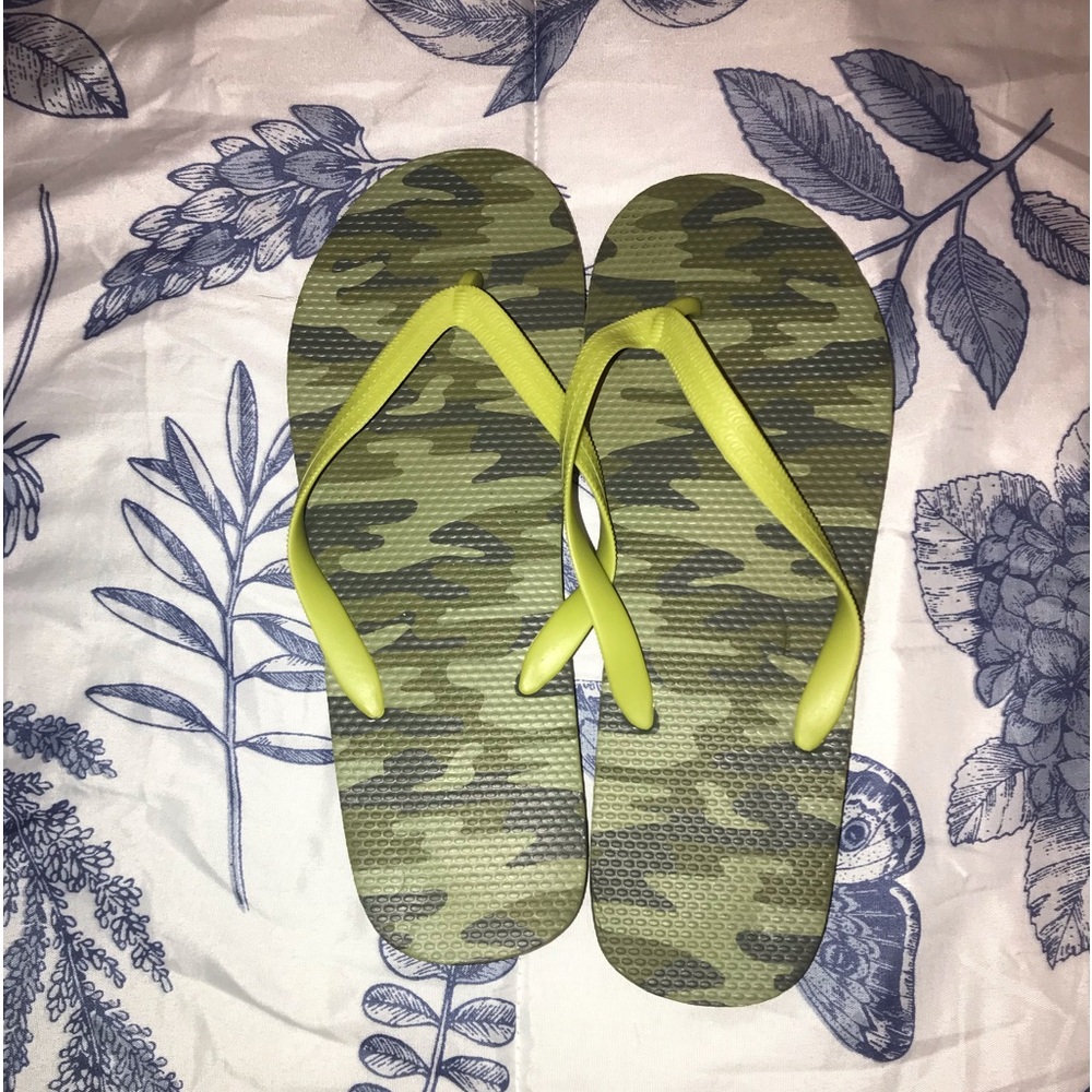 Camouflage Flip Flops